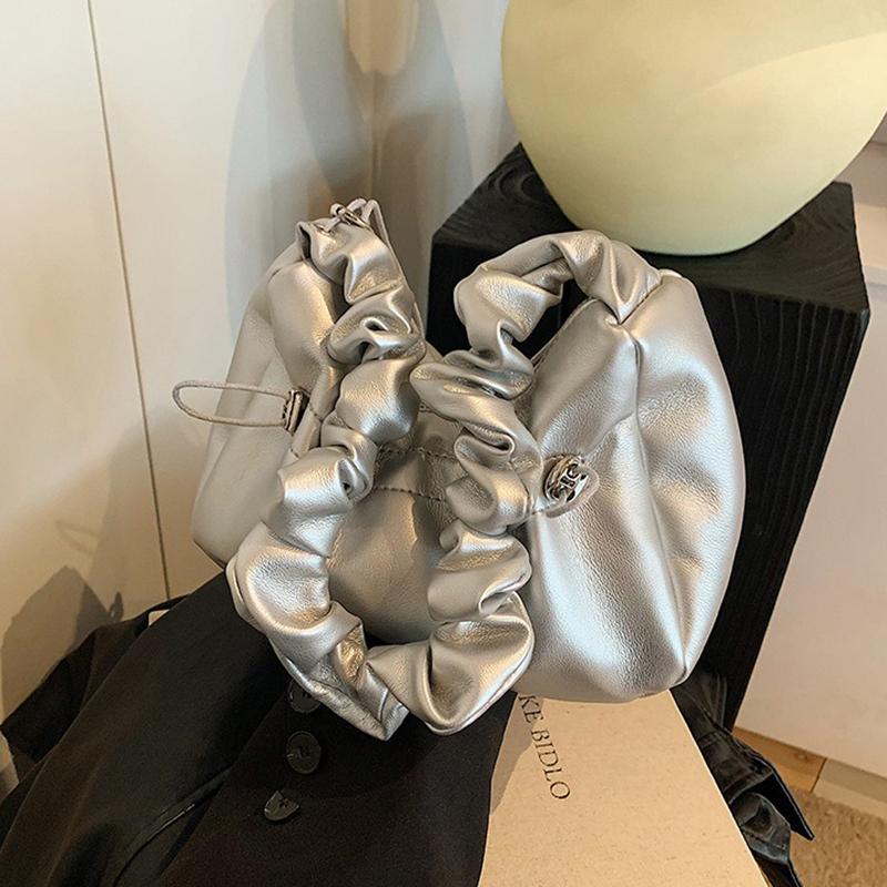 Geantă de subraț de nișă de înaltă calitate, geantă de umăr, geantă crossbody de mare capacitate pentru femei 2024 nouă, geantă tote pentru navetiști, geantă pentru femei