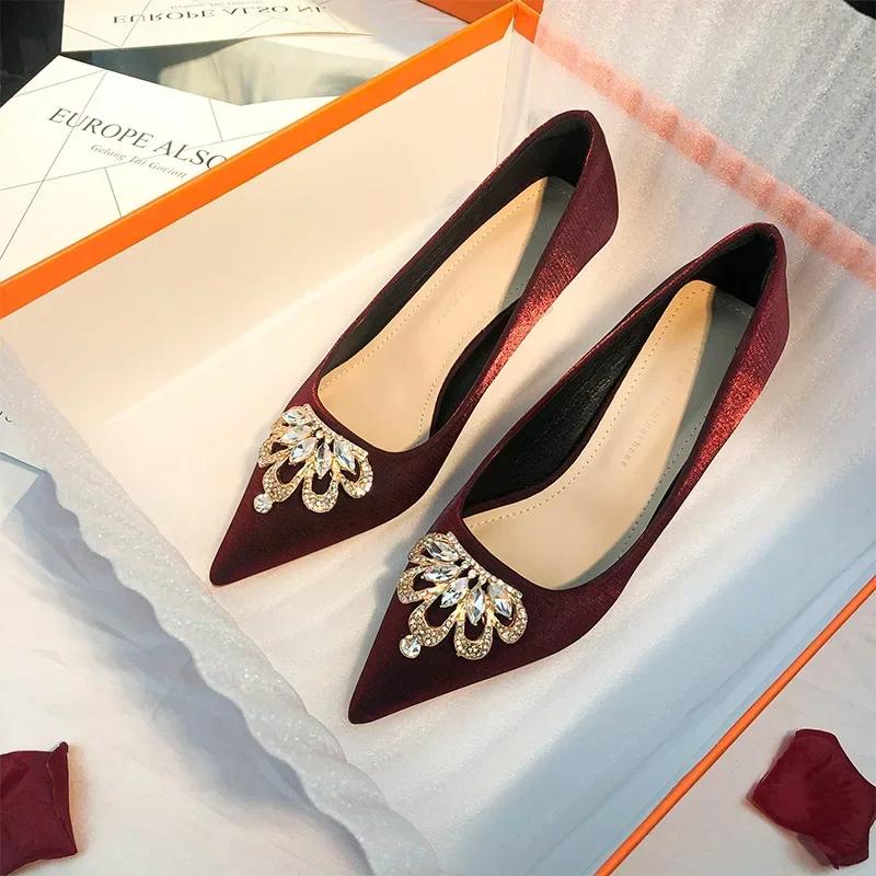 Fashion Women's High Heels Luxurious Crystal Crown Decorated Stiletto Wedding Party Shoes Bombas De Mujeres 2025 New Women Single Shoes