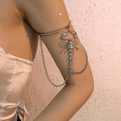 European and American Gothic Style Scorpion Arm Ring with Diamond Creative Retro Geometric Bracelet Arm Accessories