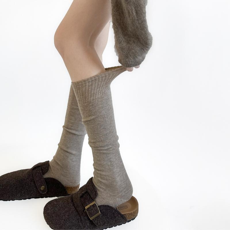 Autumn And Winter Warm Knee Socks Stockings Velvet Solid Color Knitted Jk Medium Tube Socks Cashmere Calf Socks Women Stockings