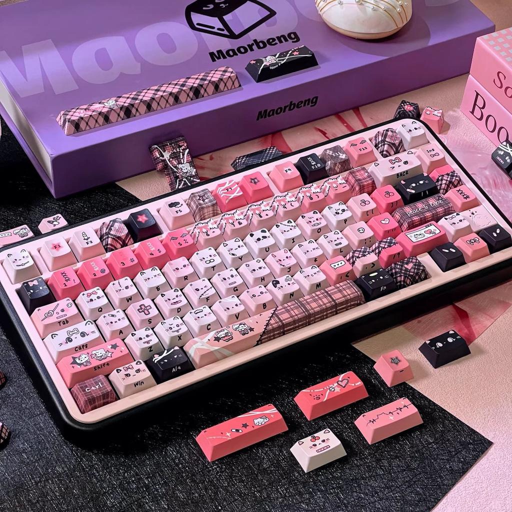 MAIMOOO Black Pink Cat Keycap Mao/Cherry Pbt Side Carving Cute Keycap 130Keys 7U Split Space Layout Black Pink Checkered Keycaps