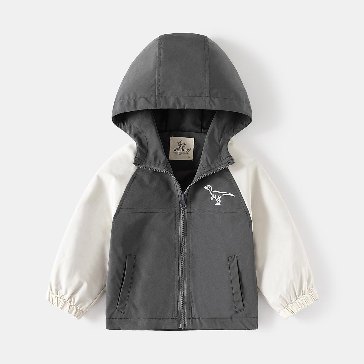 

Новинка 2024 года, весеннее пальто для мальчиков, детский ветрозащитный топ с капюшоном, топ с разрезными рукавами, модная детская куртка 100cm