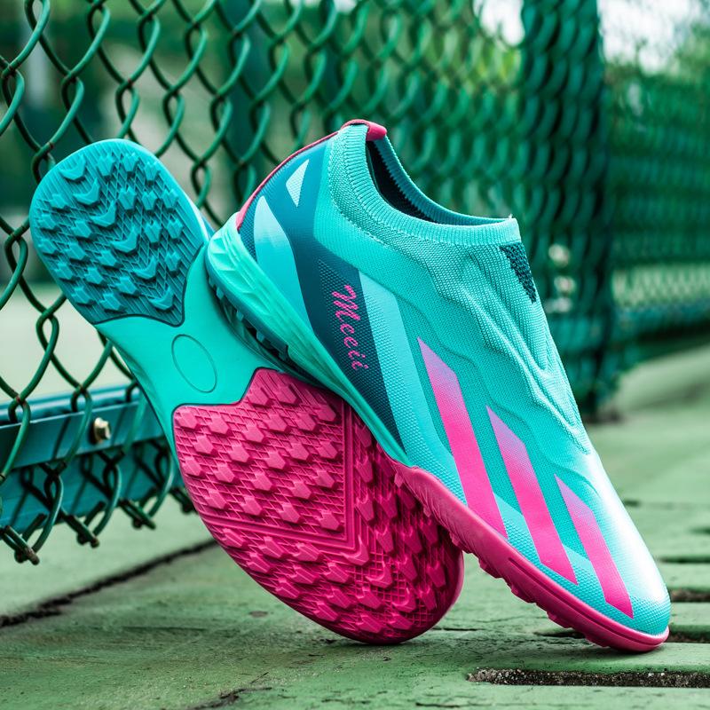 2025 bezszwowe buty piłkarskie z dzianiny muchowej męskie i damskie niskoprofilowe tf korki trawa AG długie korki treningowe buty sportowe studenckie
