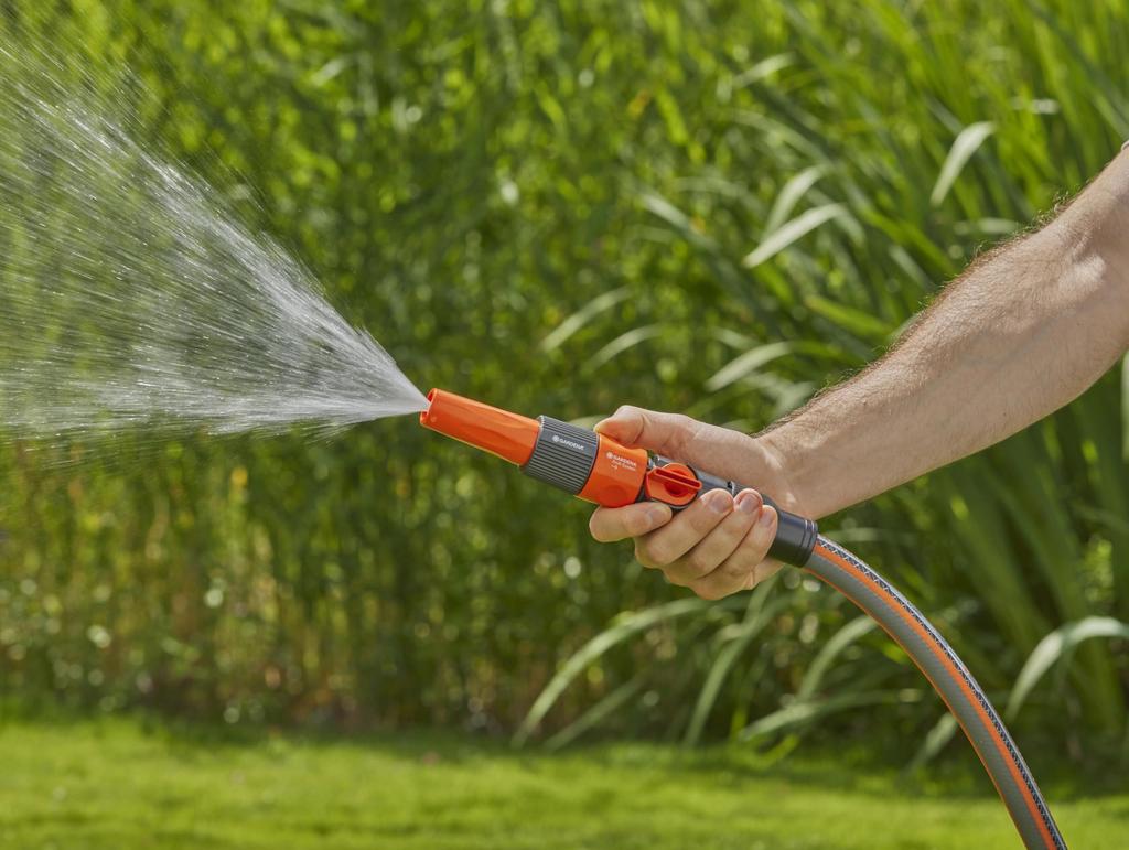 GARDENA Profi System Zavlažovací a čisticí tryska pro 19mm hadici Produkt až na 5 let (Číslo produktu 02818-20) Záruka
