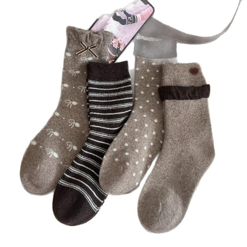 Winter Coffee-colored Autumn and Winter Thickened Warm Wool Socks, Women's Black Fungus Edge Boneless Pile Socks