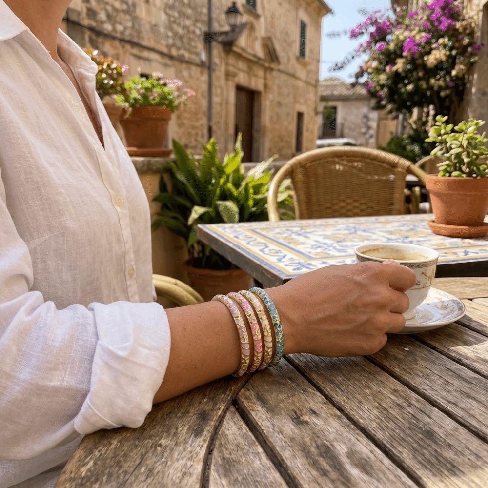 Charming Colorful Metal Enamel Bangle Ethnic Style Alloy Hand Bracelet Rhinestone Flower Pattern Open Bangle Women Jewelry