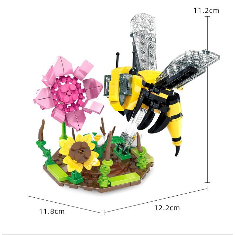 Children's Building Block Toy Simulated Snail Mantis Bee Butterfly Flowers Plants Insects Series Puzzle Set Decoration Gift