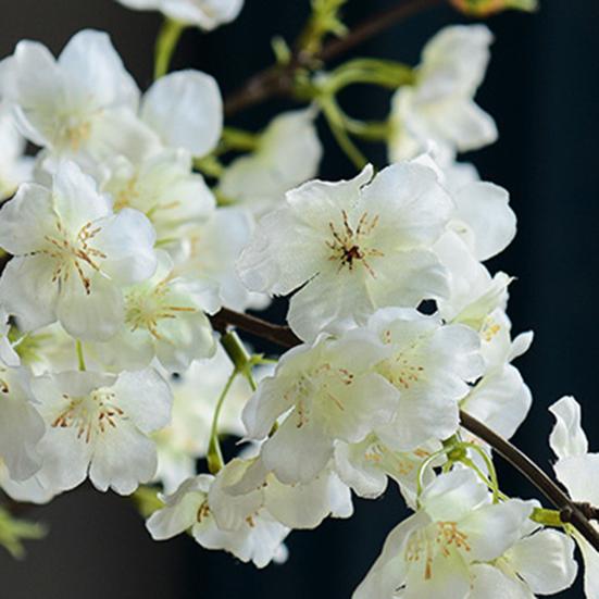 4 Gabeln, Simulation Kirsche, lichtecht, realistisch, dekorativ, Foto-Requisiten, künstliche Sakura-Filiale, Hotelzubehör
