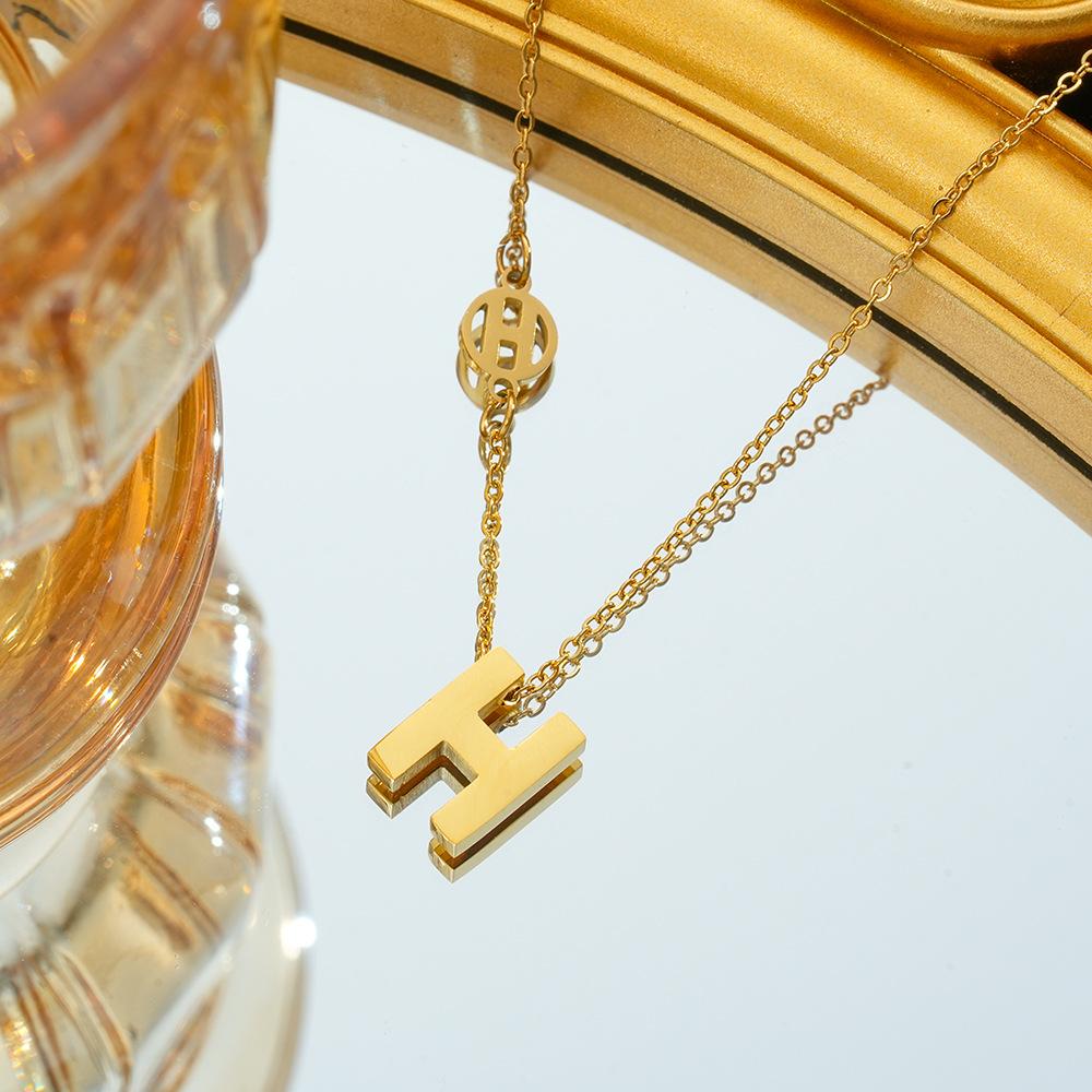 

Горячая буква H ожерелье для женщин легкий роскошный нишевый дизайн ключичная цепочка