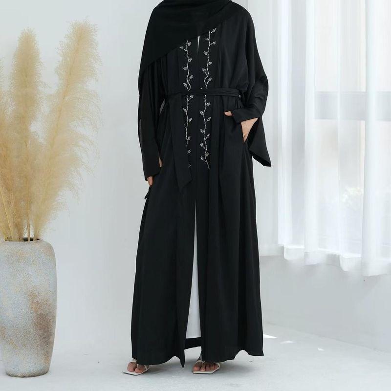 New Arrival Middle East Dubai Exquisite Embroider Cardigan Shoelace Dress Embroidered Lace up Dress