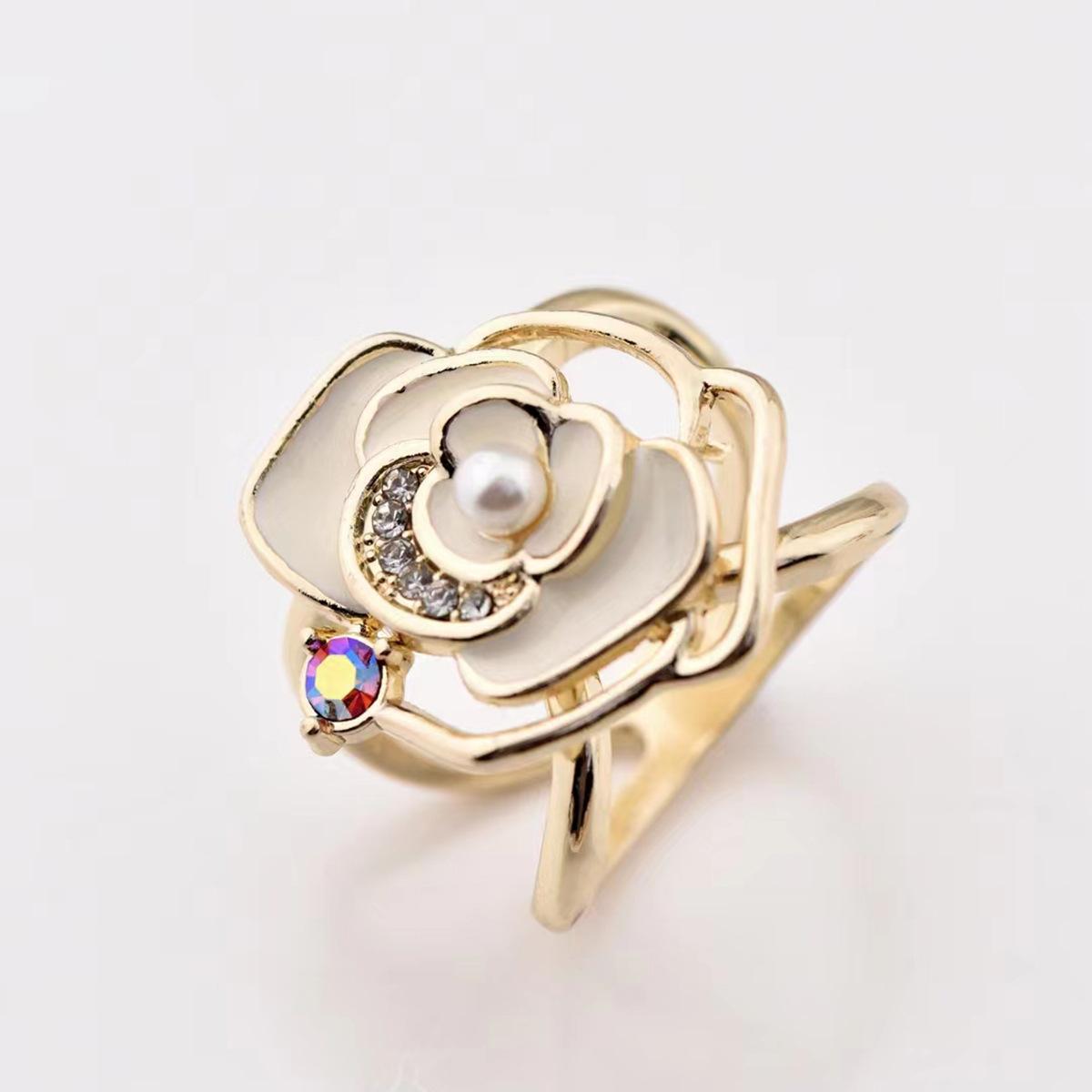 Silk scarf buckle versatile highend fashion women s silk scarf ring highend flower simple scarf universal fixed corner buckle белый