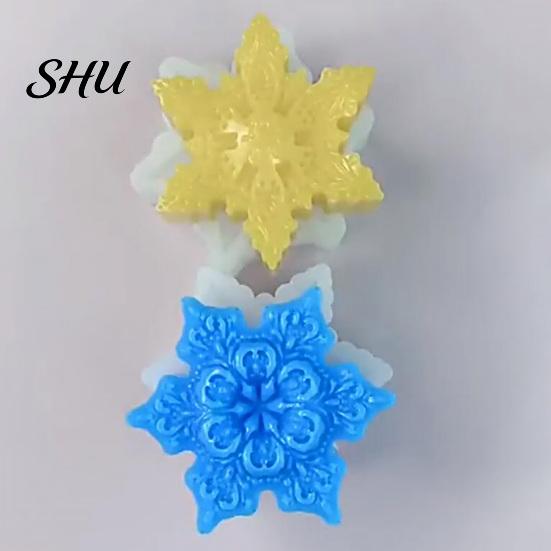 Epoxy Mold Soap Easy Demoulding Heat-Resistant Non-stick Mirrored DIY Silicone Christmas Snowflake Candle for Home Drip