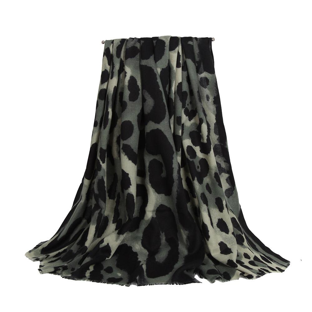 Wool Women's Shawl Leopard Print Lady Scarves Wraps Fashion Foulard Pashmina Hijabs Hijab Use