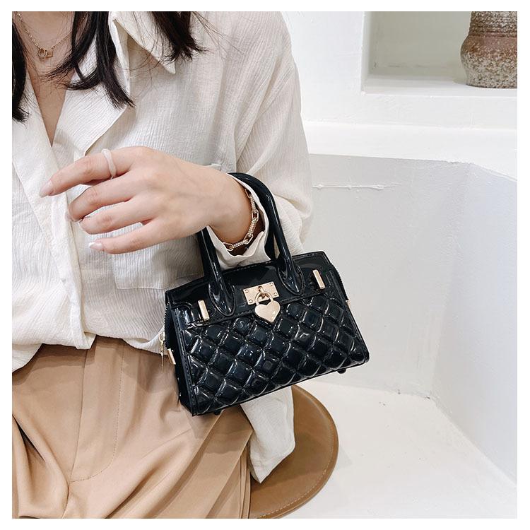 Лазерная Голограмма Голографический ПВХ Прозрачный Крутой Шик Красочный Модный Наплечный Сумка Кроссбоди Замок-защелка в форме ромба в форме сердца чёрный 1980₽