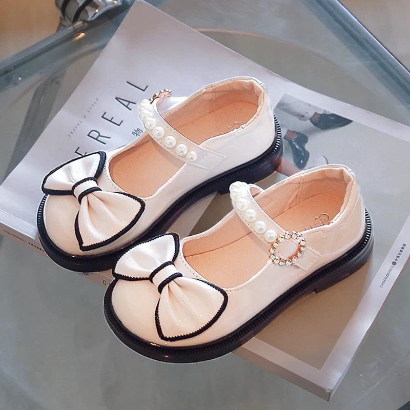 Girls shoes small leather shoes black spring 2025 new children's princess shoes soft sole middle and older children's performance foreign style sin