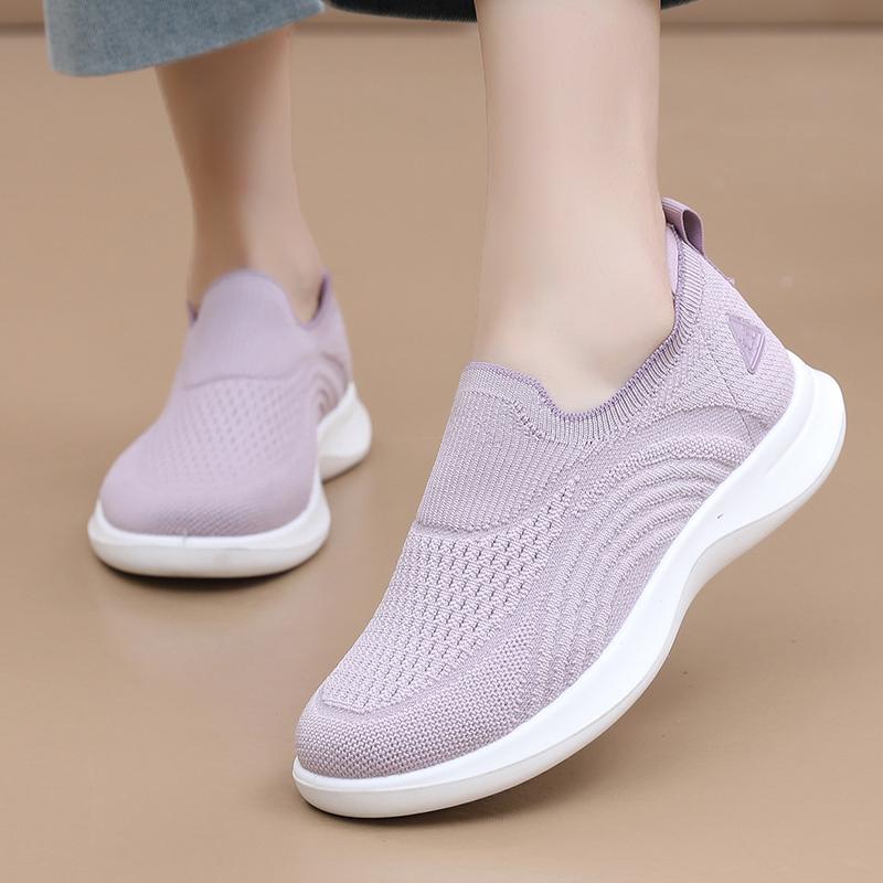 Womens Shoes Spring and Autumn New Men Style Casual Walking Shoes Slip on Soft Sole Mom Shoes Fashionable Sports Shoes