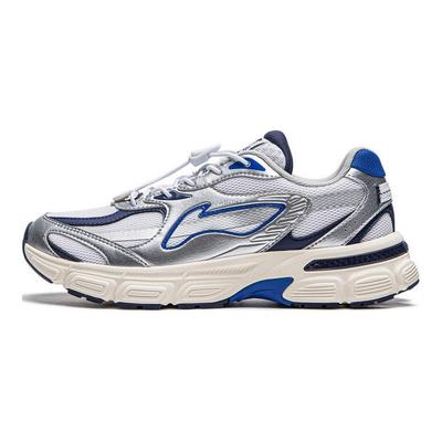 Li Ning Kids Serie Estilo de Vida Deportivo Cómodos Reflectantes Absorción de Impactos Rebote Zapatillas Casuales de Caña Baja para Niños Zapatilla para Niños Plateado YKCU114-1