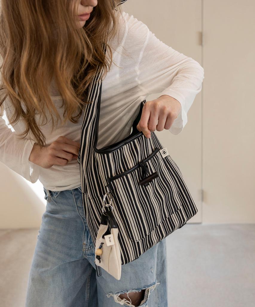 Moiqui Le Peppe Shoulder Bag_Stripe
