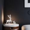 Weihnachtsrentier-Figuren Dekorationen Stehende Hirschfiguren Hirsch-Tier-Modell für Zuhause Weinschrank Tischdekorationen