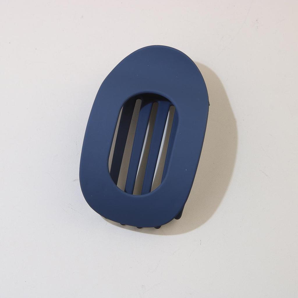 Large Round Duckbill Hair Clip with Strong Grip and Bendable Teeth - Hair Accessory