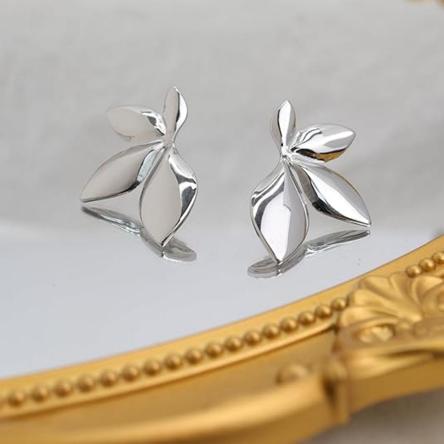Minimalist Women Jewelry Stainless Steel Leaf Earrings 18K Gold Plated Rotating Leaf Earrings