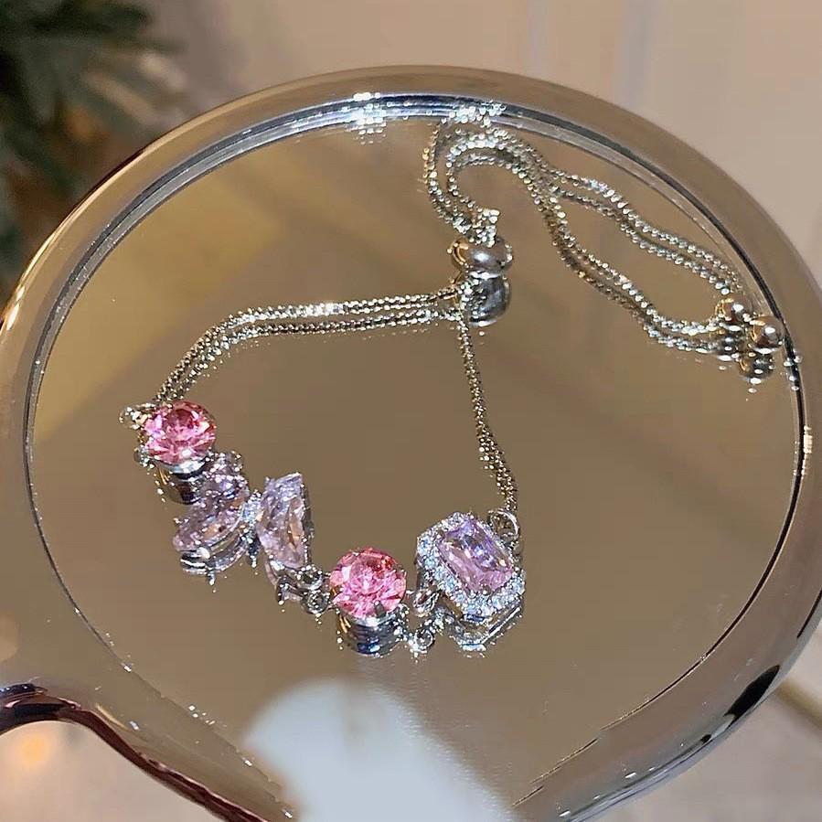 Gold-Plated Zircon Sun & Heart Bracelet: Stylish, Versatile, Elegant Light Luxury Jewelry for Women.