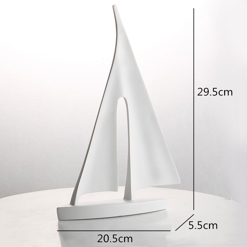 Creative Resin Crafts Ornaments Sailboat Ferry Triangle Abstract Hollow Out Golden Handicraft Furnishings Home Decoration