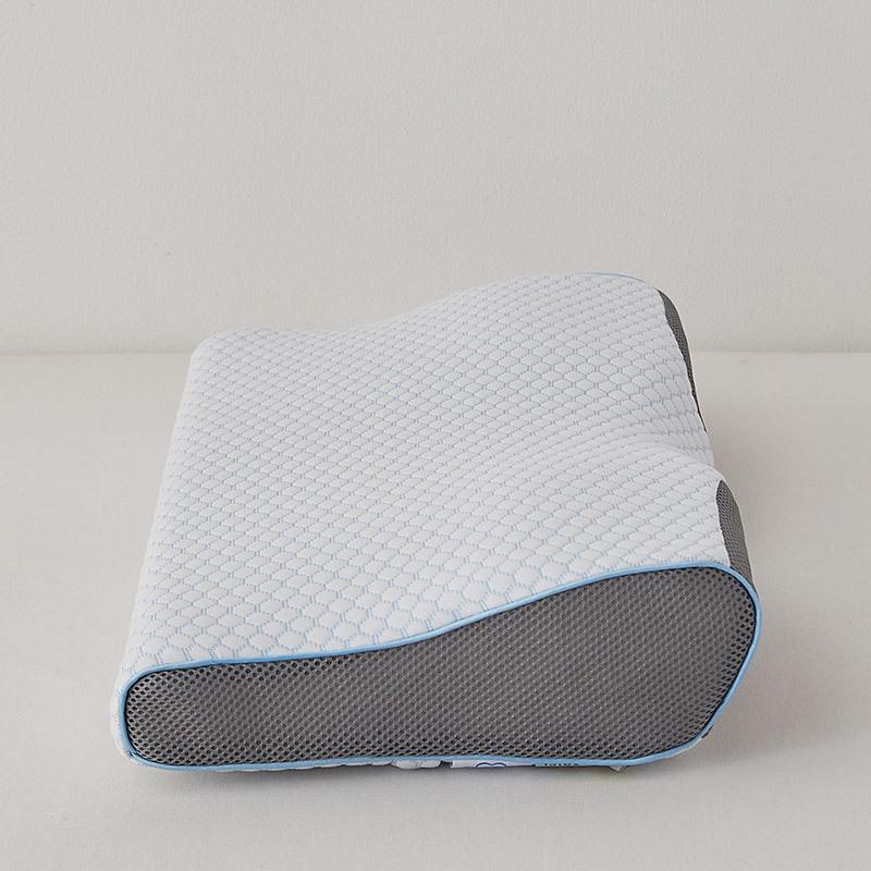 Mid Concave Butterfly Shaped Latex Cervical Pillow Double Support Neck Pillow Scientific Partition Traction Pillow Pillowcase Can Be Disassembled 60x35x12cm 3298₽