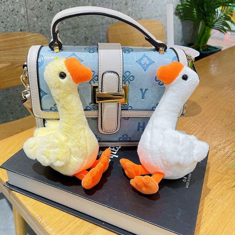 Non-Toxic Soft Plush Duck Keychain Adorable Animal Keyring Bag Purse Accessory Stuffed Cartoon Duckling Bag Charm Gift For Ladies