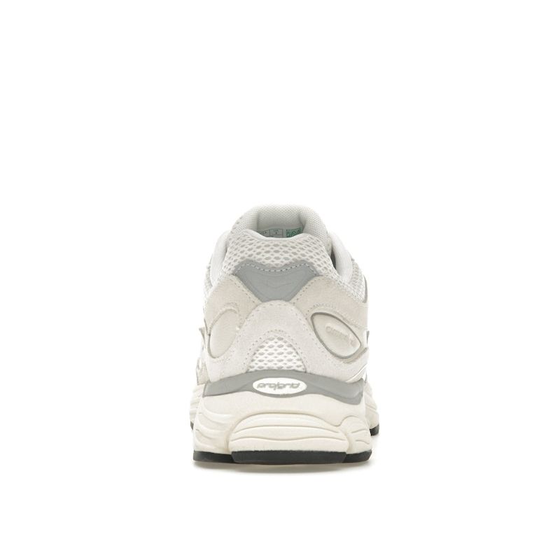 SAUCONY ProGrid Omni 9 White Men Sneakers S70740-11