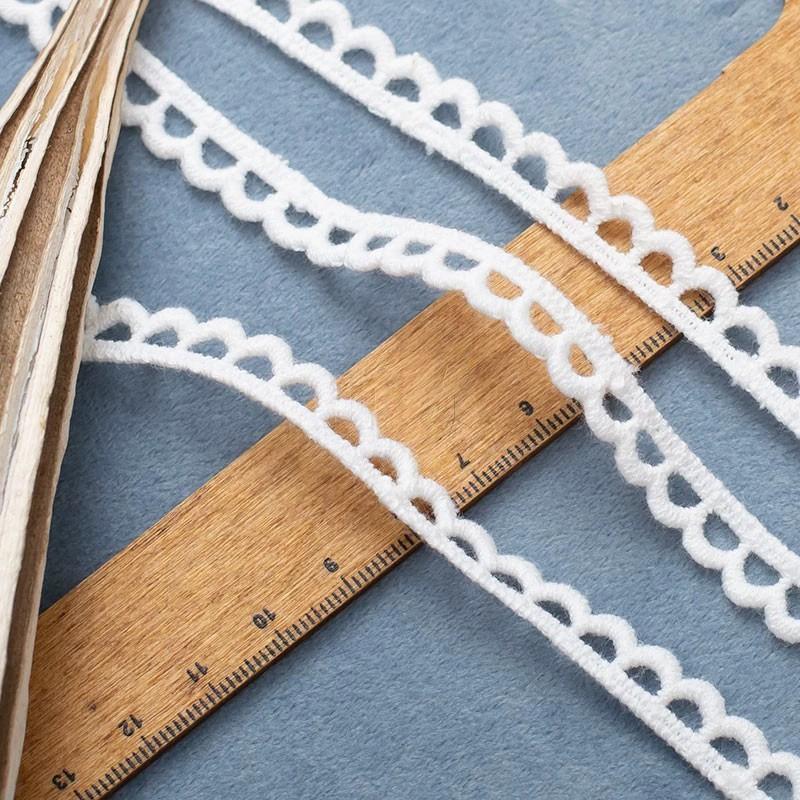 5 Yards White Black Hollow-Qut Lace Trim Embroidered Lace Fabric Ribbon Trimming Dress Costume Supplies DIY Craft 1CM Wide