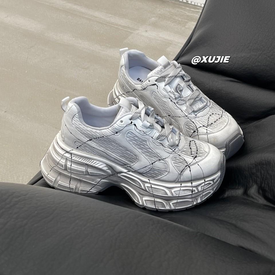 Paris Daddy shoes women's 2025 autumn new thick-soled heightened and old lightweight versatile breathable casual sports shoes