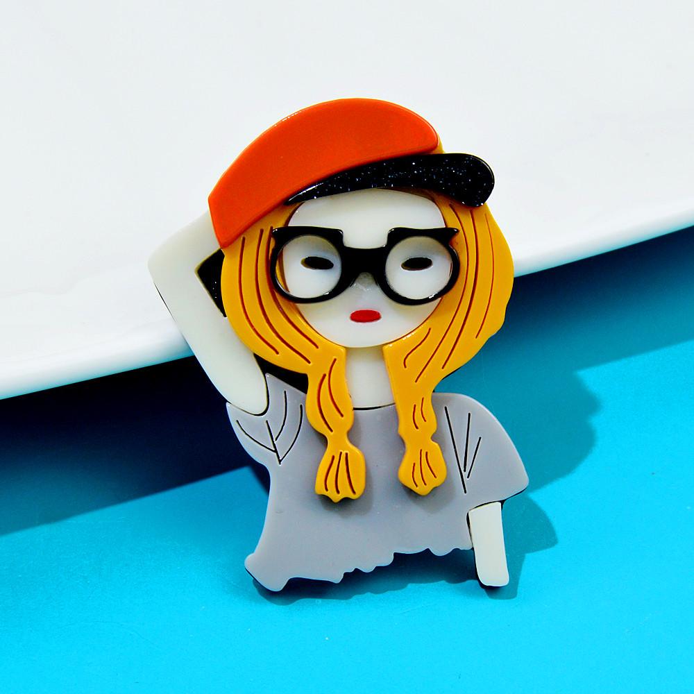 Nouvelle arrivée acrylique mignon porter casquette fille broche broche cheveux blonds dame acétate fibre bijoux haute qualité cadeau