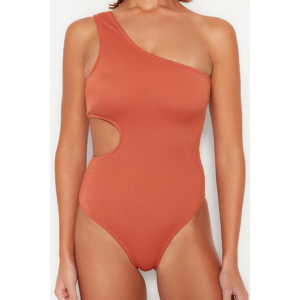 Saks Jednoramienny wycięty/okienkowy teksturowany kostium kąpielowy Tbess22ma0064