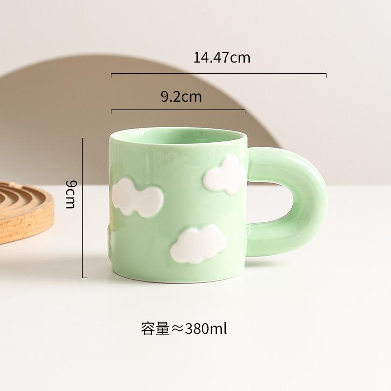 

Creative Love Hand-painted Clouds Ceramic Cups Lovers Home Afternoon Tea Cups Living Room Decoration Home Drinking Utensils 380ML світло-зелений колір