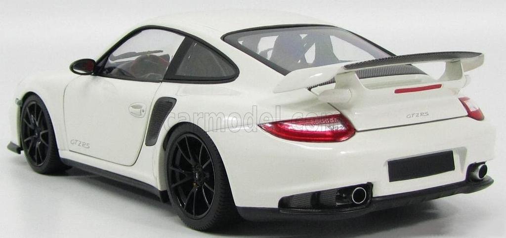 PMA Scale Porsche 911 GT2 RS 2011 White with Black Wheels 1/18 (Finished Product)