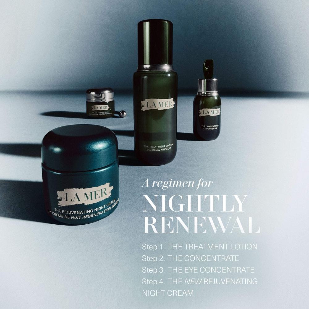 La Mer Rejuvenating Night Cream Marine Retinol Alternative 2 Oz   60 Ml