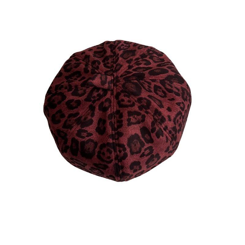 Retro deerskin velvet leopard print beret female street versatile painter hat bud big head circumference pumpkin hat trendy
