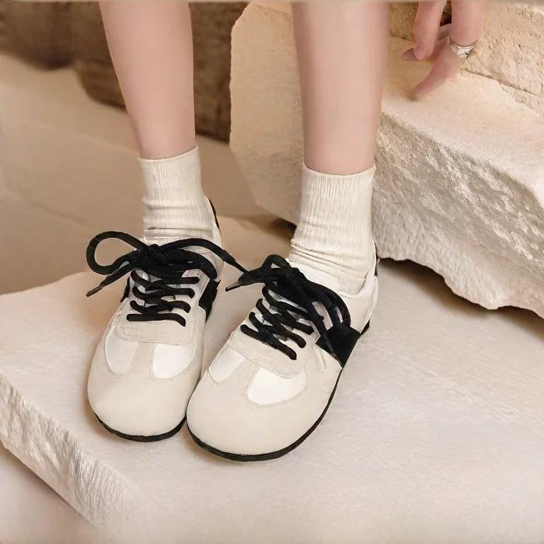 

Fashion White Retro Versatile Anti-Slip Flat Bot De Xin oes Women s 2025 New Spring Autumn Lightweight Soft Bot Casual Sports... 35 грязно-белый