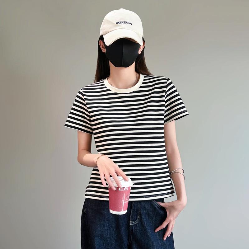 Women's High-End Hong Kong Style Black & White Striped Loose Summer T-Shirt