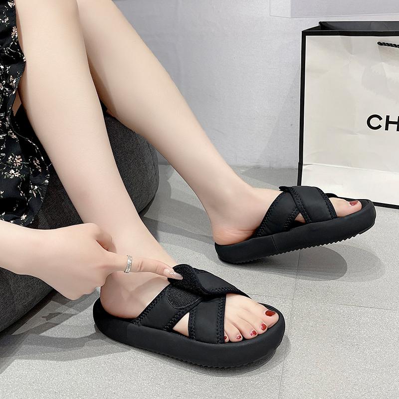 Fashion 2024 New Summer Women's Beach Outer Thick Sole Medium Heel Casual Woman Anti-Slip Outdoor Slippers