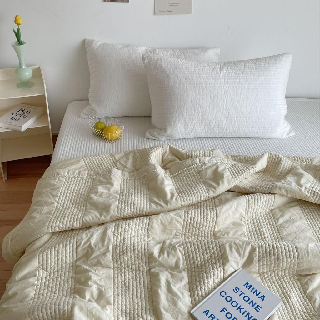 100% Cotton Sand Washed soft Bedspread 220x240cm 1-Piece Summer Quilt Lightweight Cooling Blanket Solid Color Plain Thin Bedding