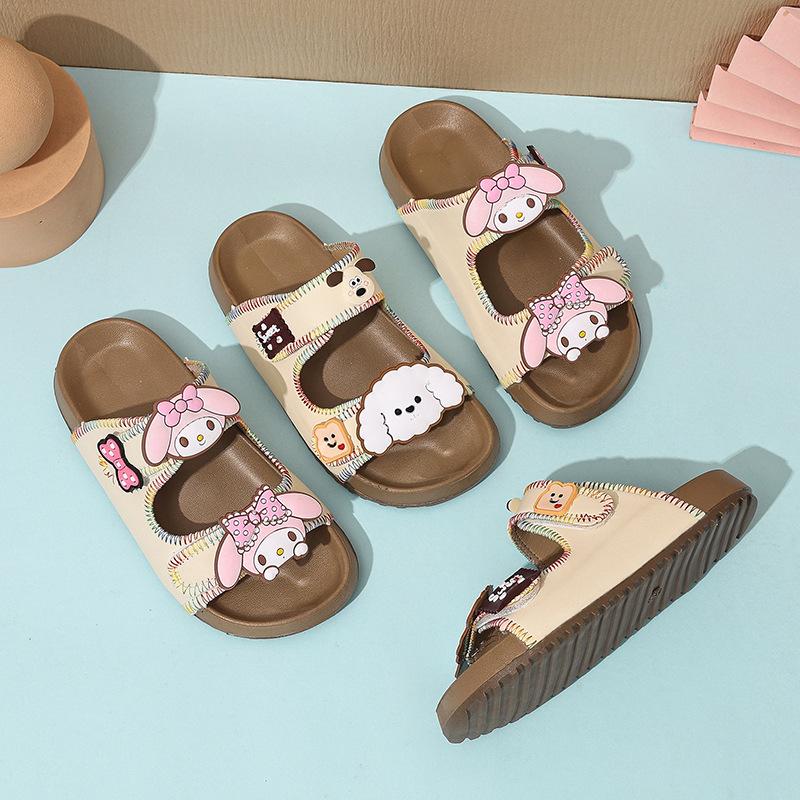 Labubu girls' slippers for outdoor wear2026New summer fashion sandals for girls, outdoor slip-on sandals with non-slip soft soles