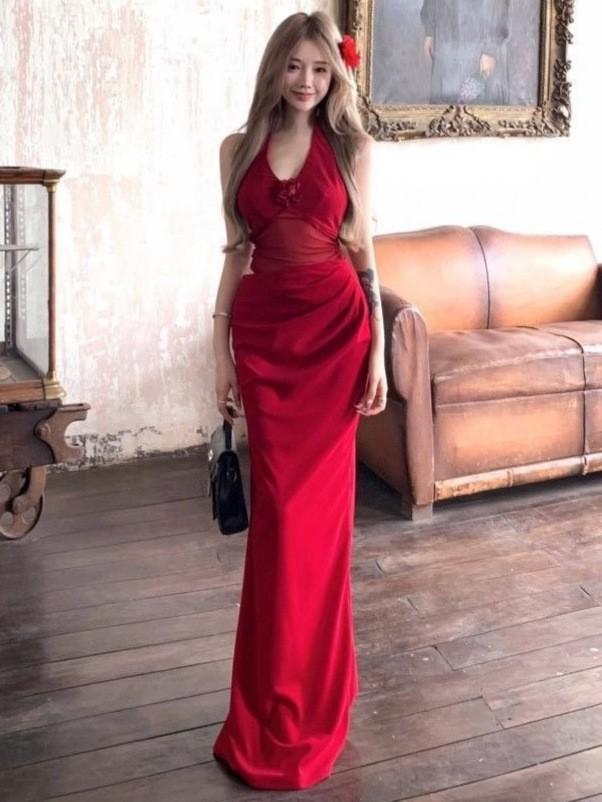 Red Flower Halter Neck Dress Women's Summer Dress Dress Pure Desire Slim Skirt Design Hip Wrap Long Dress