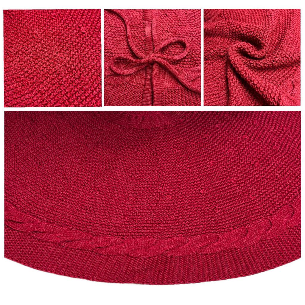 Rote und weiße gestrickte Weihnachtsbaumdecke Dekoration