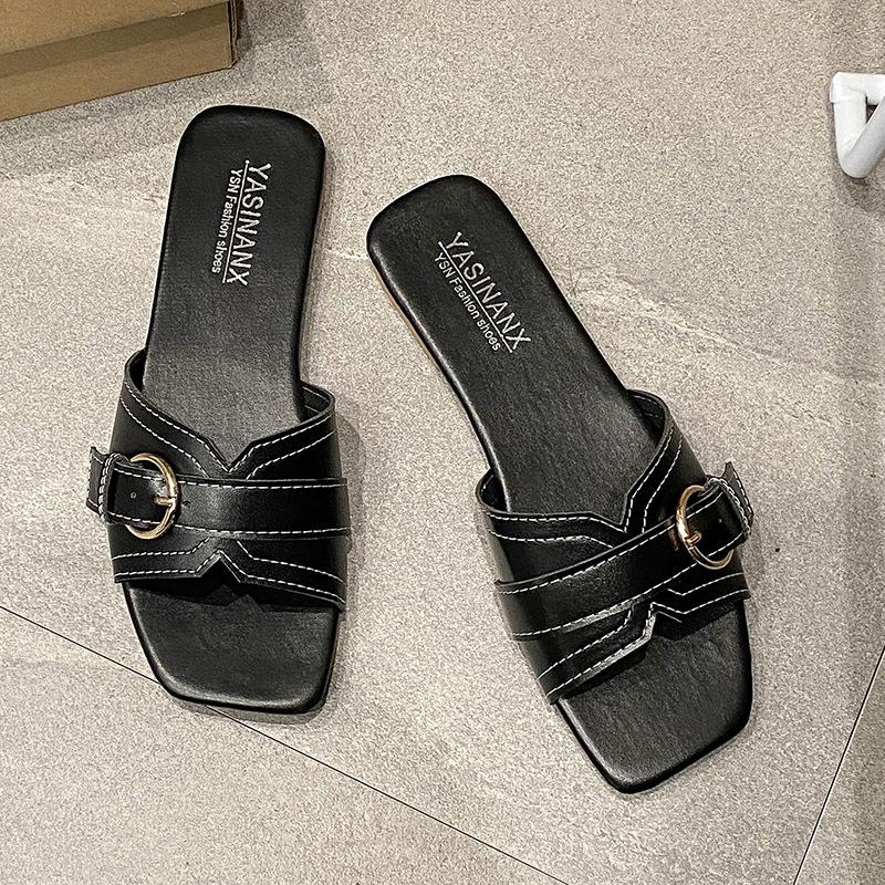 2025 summer slippers women's outer wear niche diagonal cut square head bright line belt buckle flat bottom cool slippers versatile