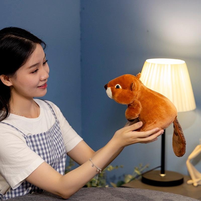 New Simulation Sitting Beaver Plush Doll Cartoon Fluffy Beaver Toy For Children Lovely Birthday Christmas Gift Doll Room Decor
