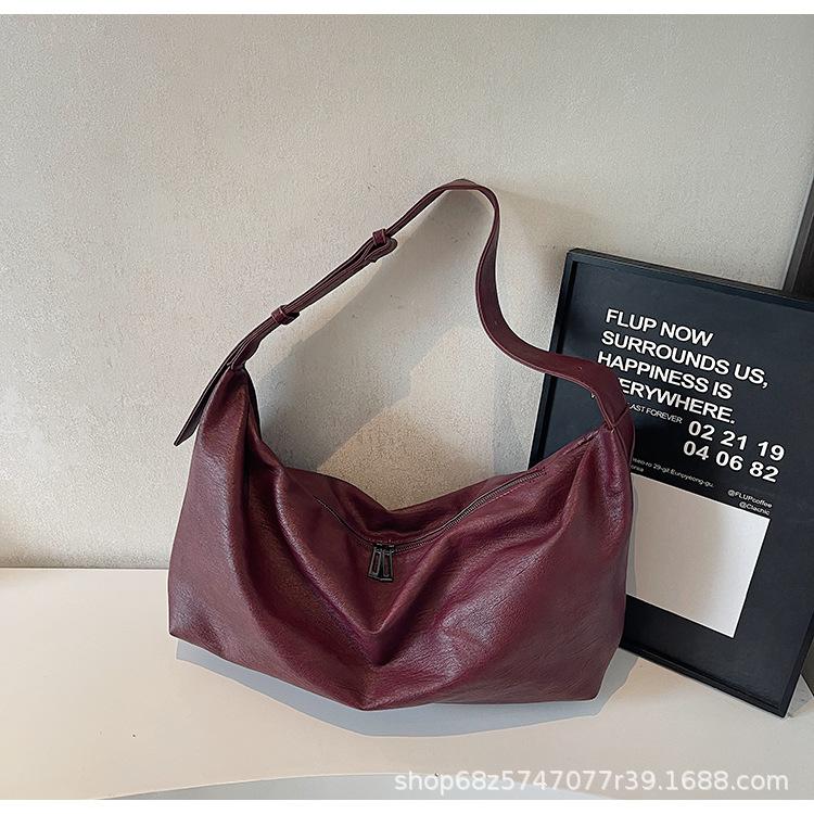 European Beauty Bag New Large-capacity Underarm Wrap Dumpling Bag Fashionable Large-capacity Tote Bag Simple Shoulder Bag