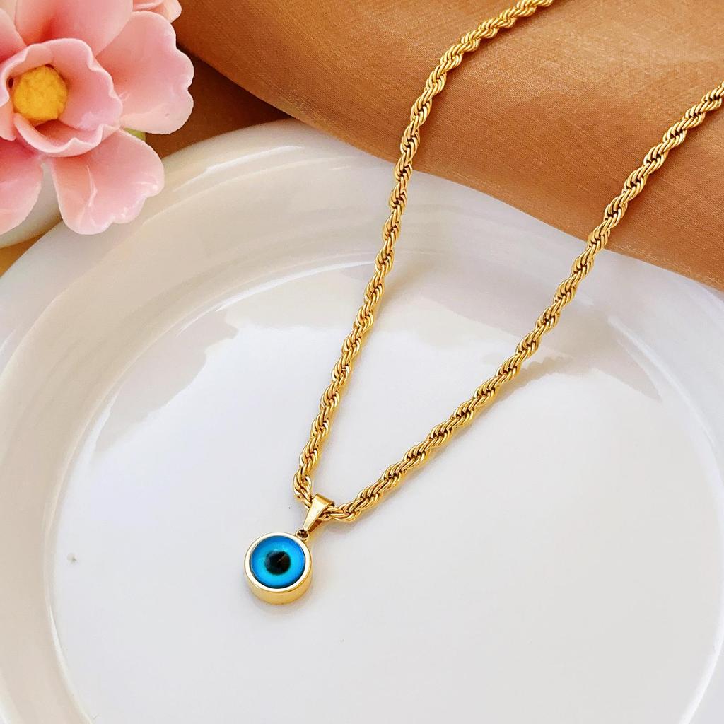 Złoty naszyjnik ze stali nierdzewnej: Elegancka, Wszechstronna, Nieblaknąca Biżuteria Damska