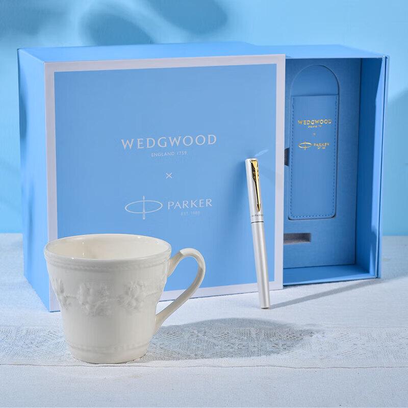 Wedgwood Joyful Holiday Mug Set & Parker Vector XL Pen Gift Set